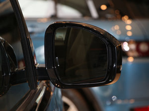 2014Ĵ 3.0 V6 SC SE ^