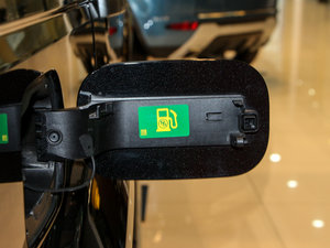 2014Ĵ 3.0 V6 SC SE ^