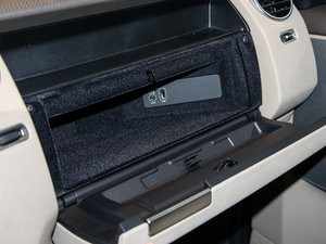 2014Ĵ 3.0 V6 SC SE g