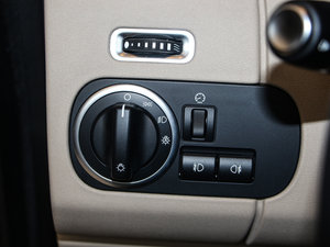 2014Ĵ 3.0 V6 SC SE g