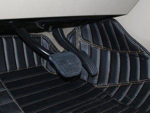 2014Ĵ 3.0 V6 SC SE п؅^(q)