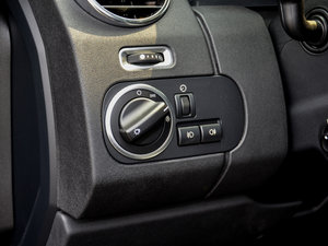 2014Ĵ 3.0 V6 XXV 25 g