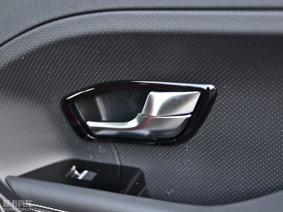 2014٘O(M) 2.0T 5TʥQ