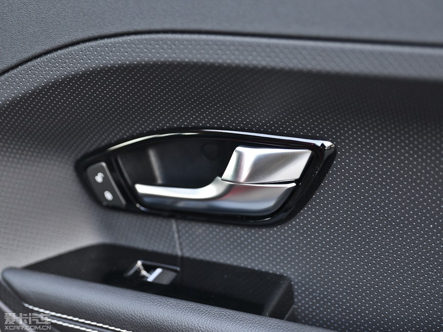 2014٘O(M) 2.0T 5TʥQ