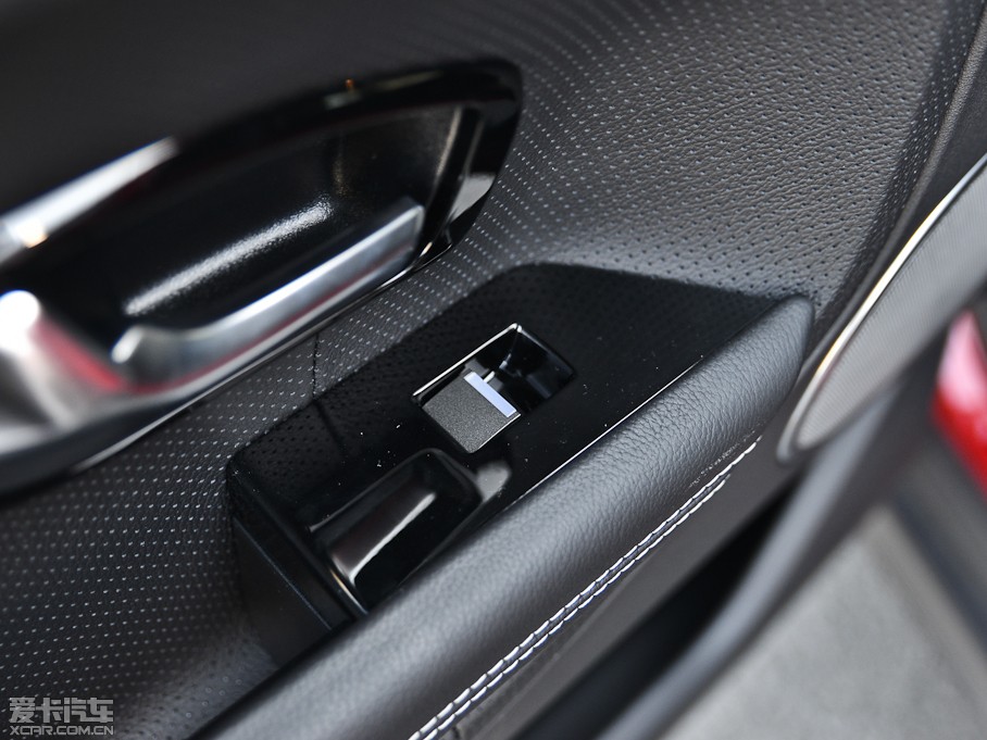 2014٘O(M) 2.0T 5TʥQ