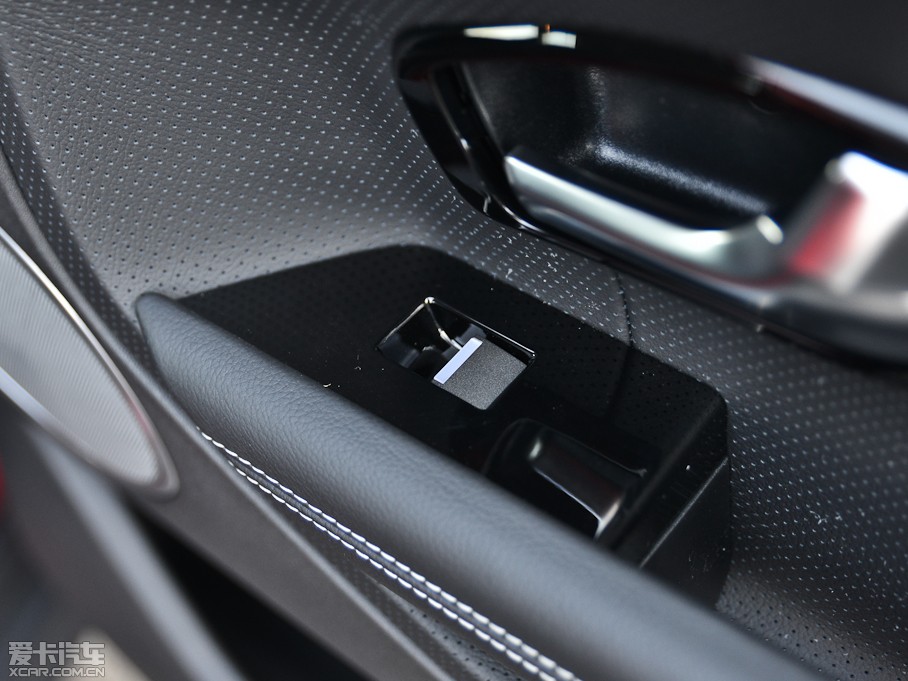 2014٘O(M) 2.0T 5TʥQ