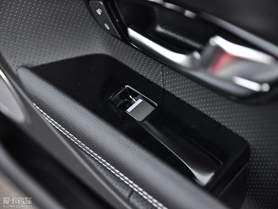 2014٘O(M) 2.0T 5TʥQ