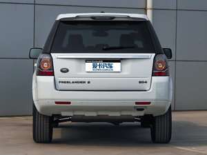 2014款2.2T SD4 SE柴油版 正后	