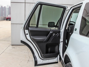 2014款2.2T SD4 SE柴油版 左后车门