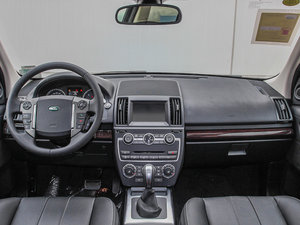2014款2.2T SD4 SE柴油版 内饰全景