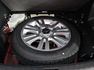2014款2.0T Si4 HSE汽油版 备胎