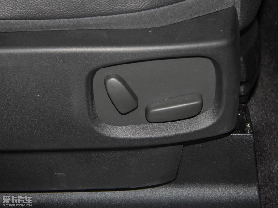 2015l(f)F(xin) Ĵ 3.0 V6 SE