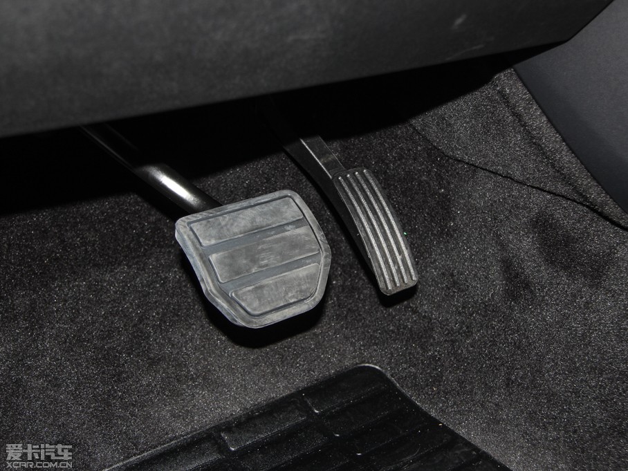 2015l(f)F(xin) Ĵ 3.0 V6 SE