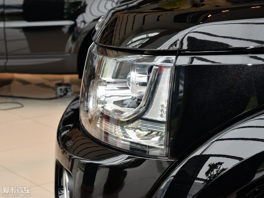 2015lF Ĵ 3.0 V6 HSE Luxury