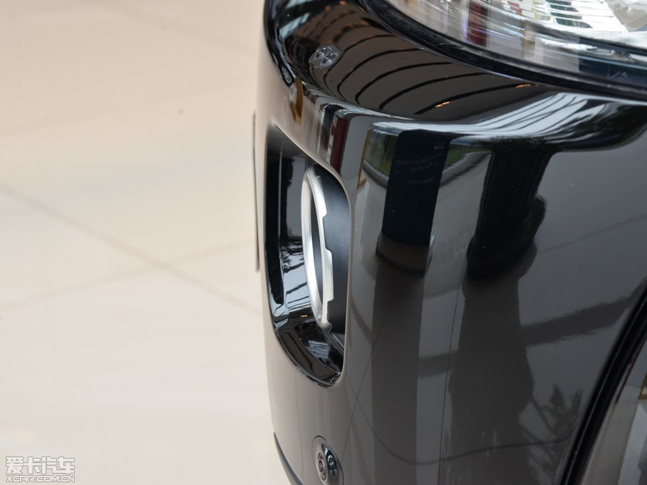 2015lF Ĵ 3.0 V6 HSE Luxury