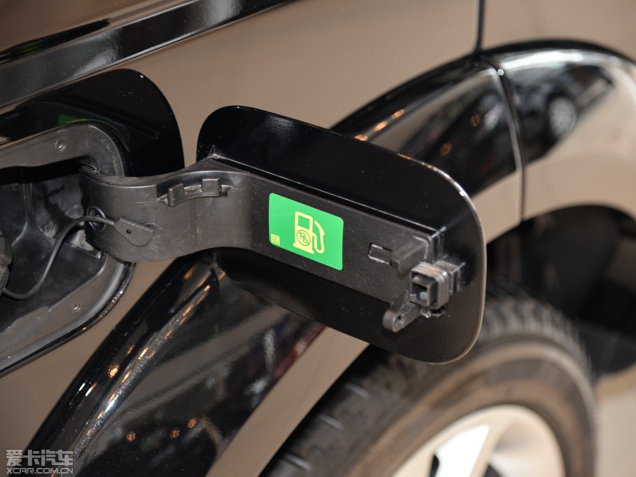 2015lF Ĵ 3.0 V6 HSE Luxury