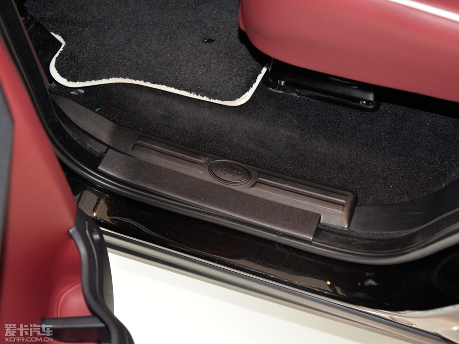 2015lF Ĵ 3.0 V6 HSE Luxury