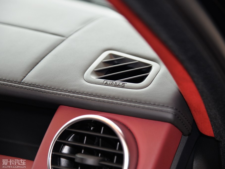 2015lF Ĵ 3.0 V6 HSE Luxury