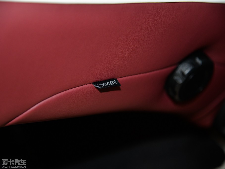 2015lF Ĵ 3.0 V6 HSE Luxury