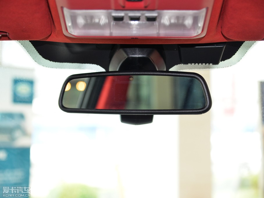 2015lF Ĵ 3.0 V6 HSE Luxury