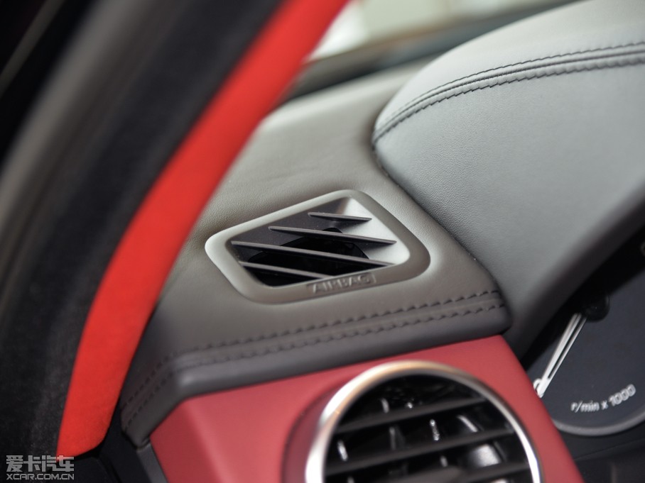 2015lF Ĵ 3.0 V6 HSE Luxury