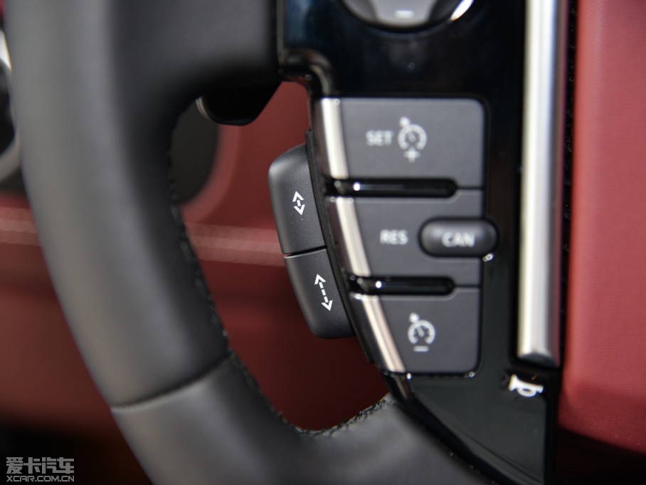 2015lF Ĵ 3.0 V6 HSE Luxury