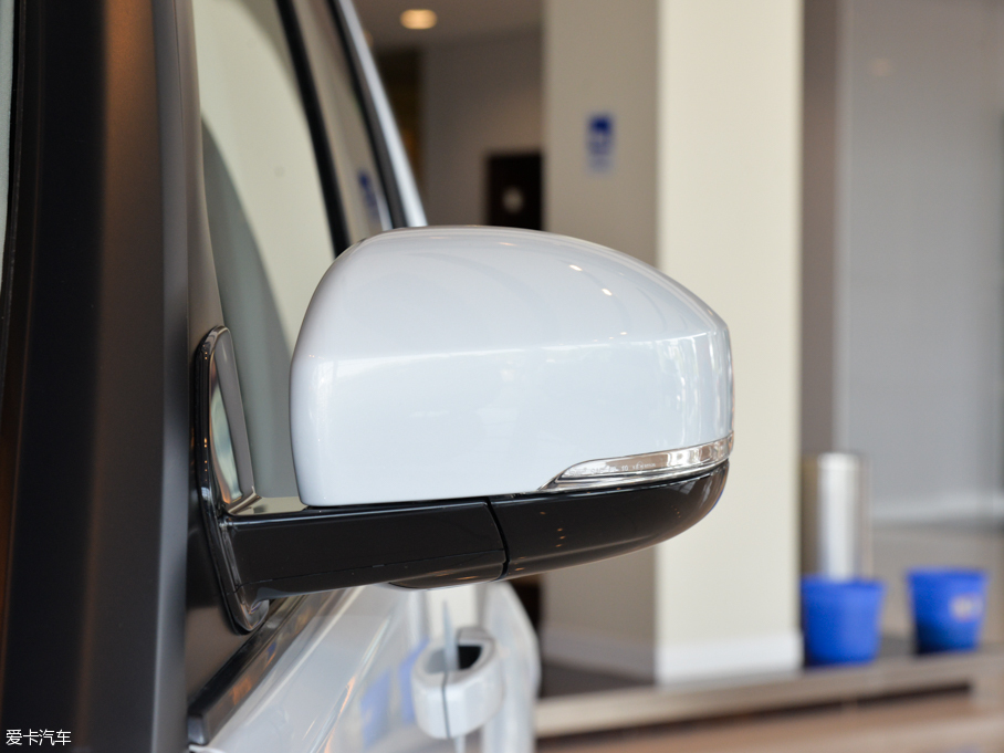 2015l(f)F(xin) Ĵ 3.0 V6 HSE