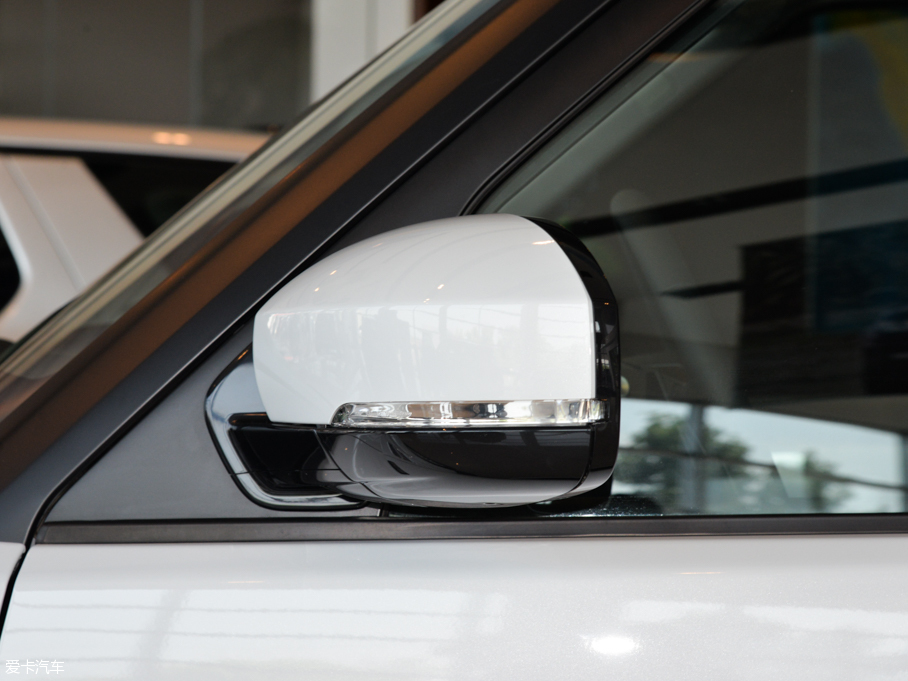 2015lF Ĵ 3.0 V6 HSE