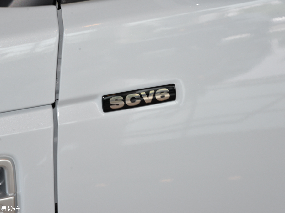 2015lF Ĵ 3.0 V6 HSE