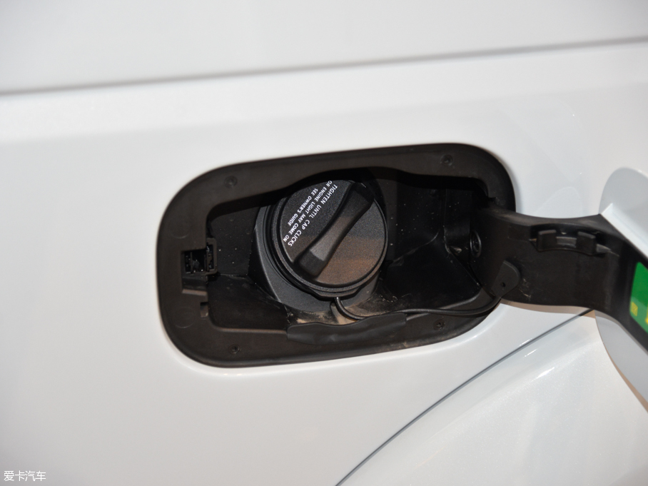 2015l(f)F(xin) Ĵ 3.0 V6 HSE