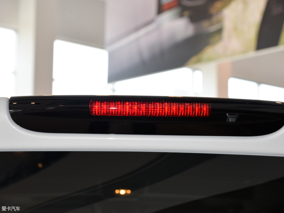 2015lF Ĵ 3.0 V6 HSE