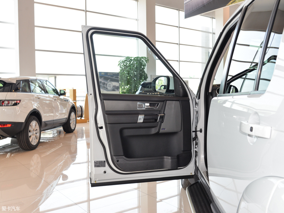 2015lF Ĵ 3.0 V6 HSE