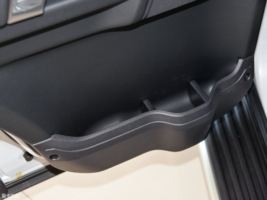 2015lF Ĵ 3.0 V6 HSE