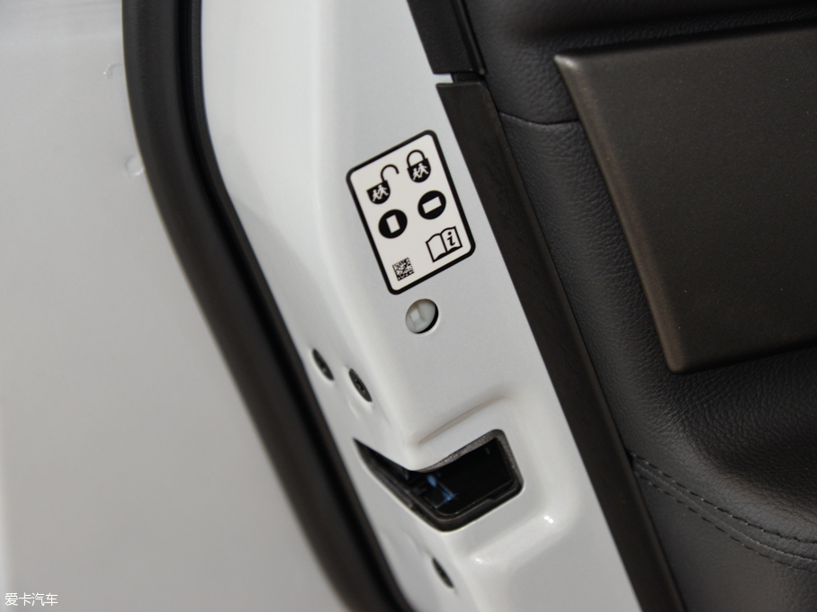 2015l(f)F(xin) Ĵ 3.0 V6 HSE