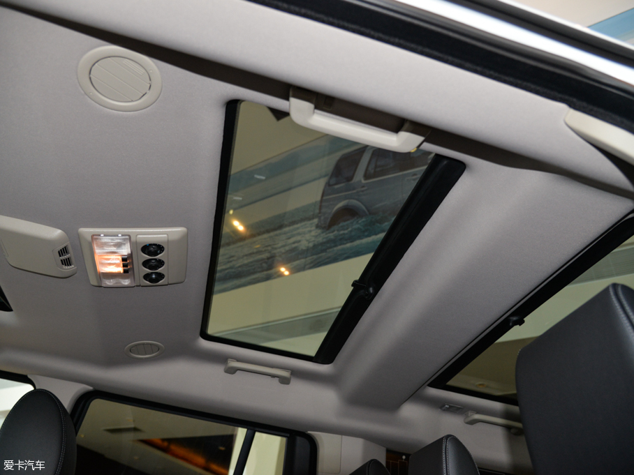 2015lF Ĵ 3.0 V6 HSE