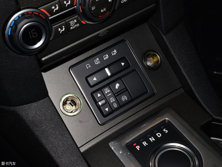 2015l(f)F(xin) Ĵ 3.0 V6 HSE