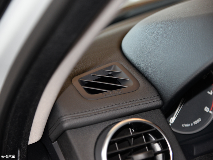 2015lF Ĵ 3.0 V6 HSE