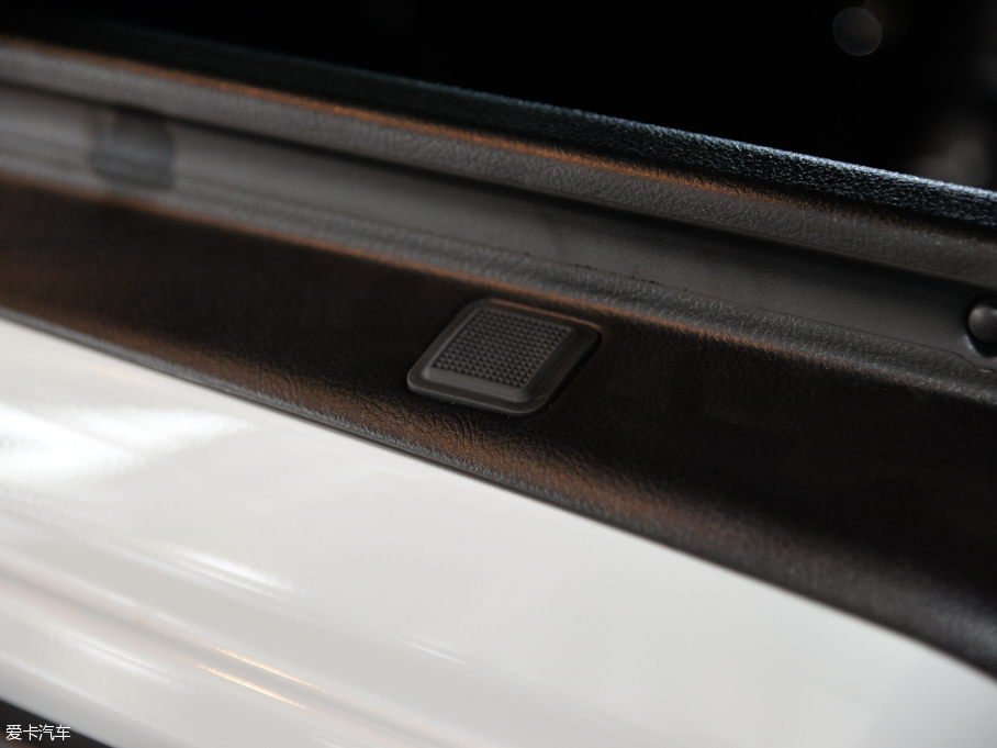 2015l(f)F(xin) Ĵ 3.0 V6 HSE