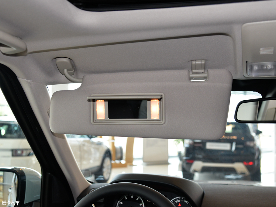 2015lF Ĵ 3.0 V6 HSE