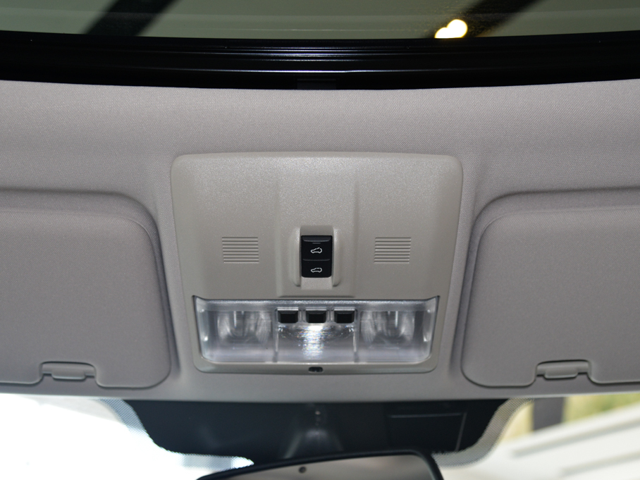 2015lF Ĵ 3.0 V6 HSE