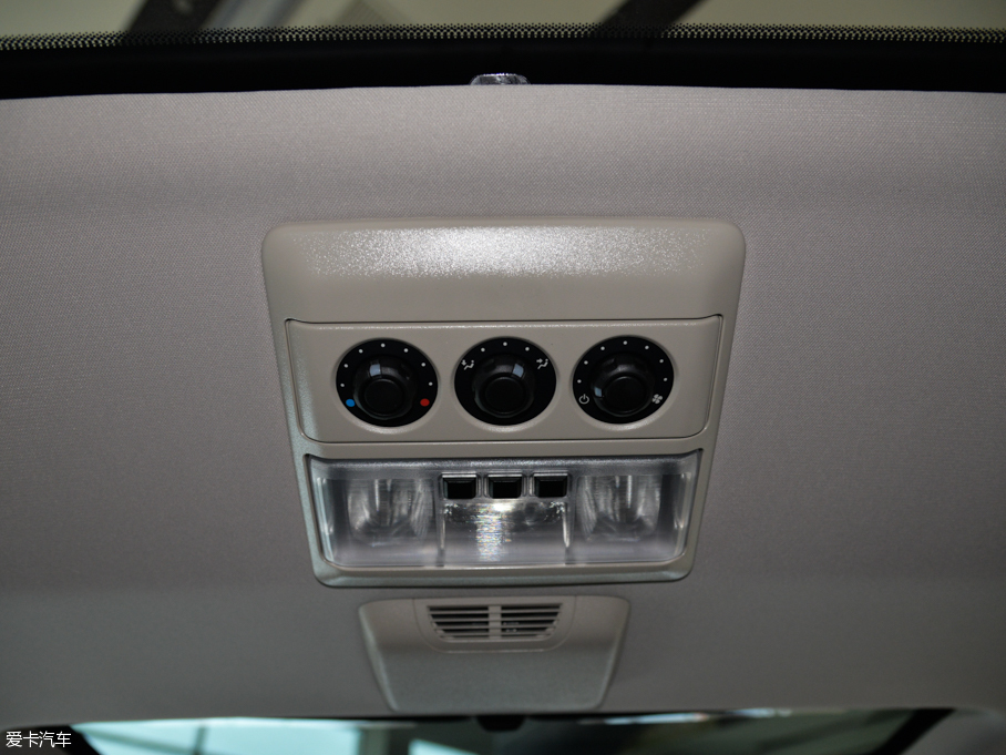 2015l(f)F(xin) Ĵ 3.0 V6 HSE