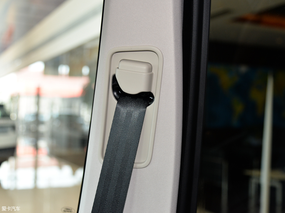 2015lF Ĵ 3.0 V6 HSE