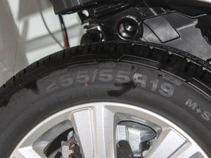 2015Ĵ 3.0 V6 SE ݆̥ߴ