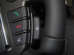 2015Ĵ 3.0 V6 SE п؅^