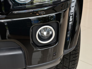 2015款第四代 3.0 V6 HSE Luxury 前雾灯