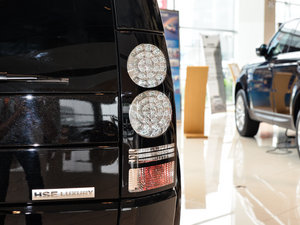 2015款第四代 3.0 V6 HSE Luxury 尾灯