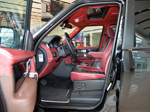 2015款第四代 3.0 V6 HSE Luxury 前排空间