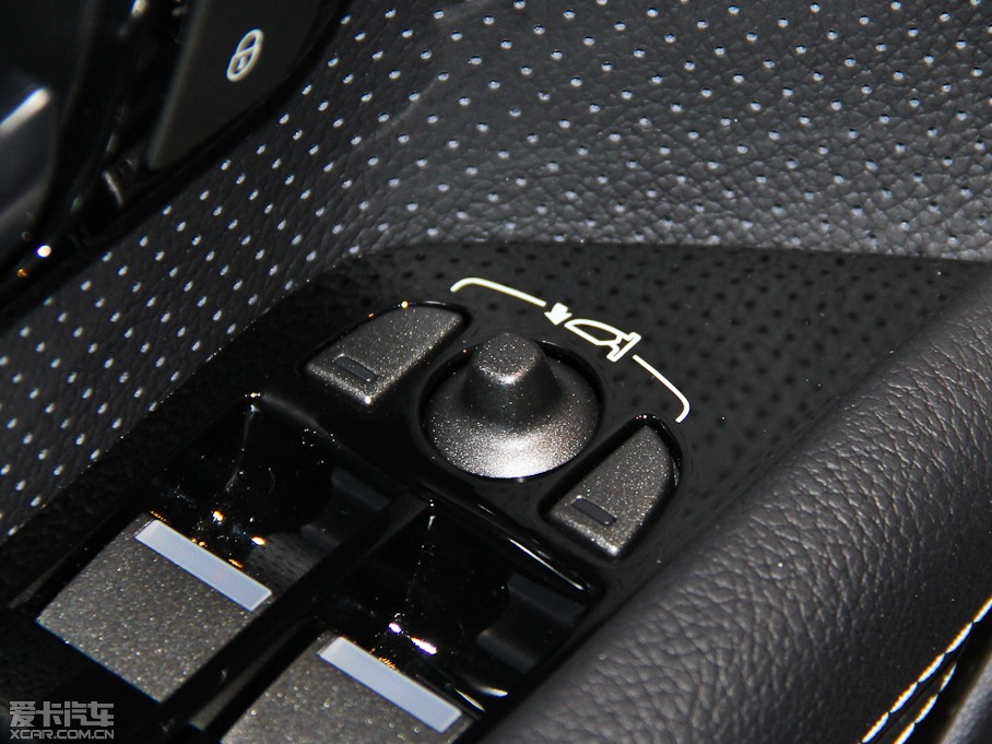 2015��٘O��(�M(j��n)��) 2.0T 5�Tҫ��(d��ng)�� 