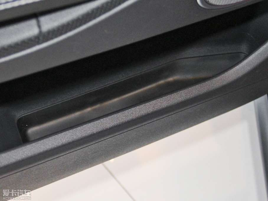 2015��٘O��(�M��) 2.0T 5�Tҫ�Ӱ� 