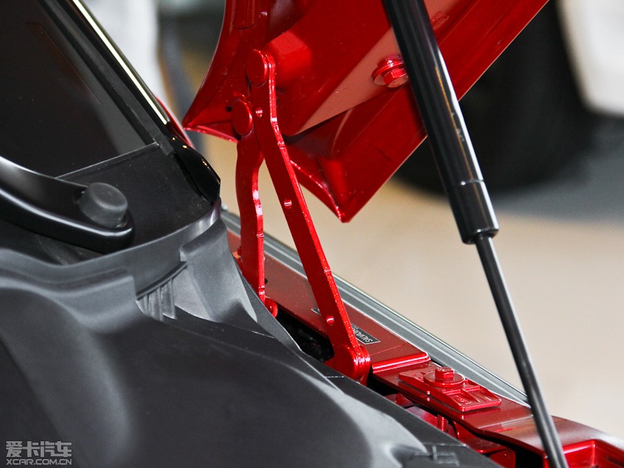 2015٘O(M(jn)) 2.0T 5Tҫ(dng) 